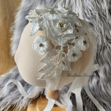 Load image into Gallery viewer, 3D Floral Lace Isla Bonnet
