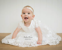 Load image into Gallery viewer, Zara Mini
