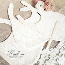 Load image into Gallery viewer, Baby Elegant Bib 
