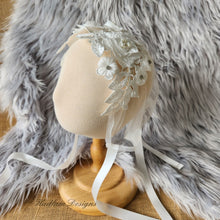 Load image into Gallery viewer, 3D Floral Lace Isla Bonnet
