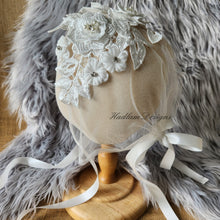 Load image into Gallery viewer, 3D Floral Lace Isla Bonnet
